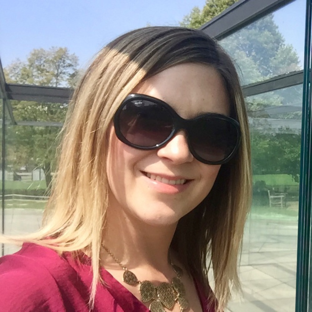 Meet your Posher, Ashley